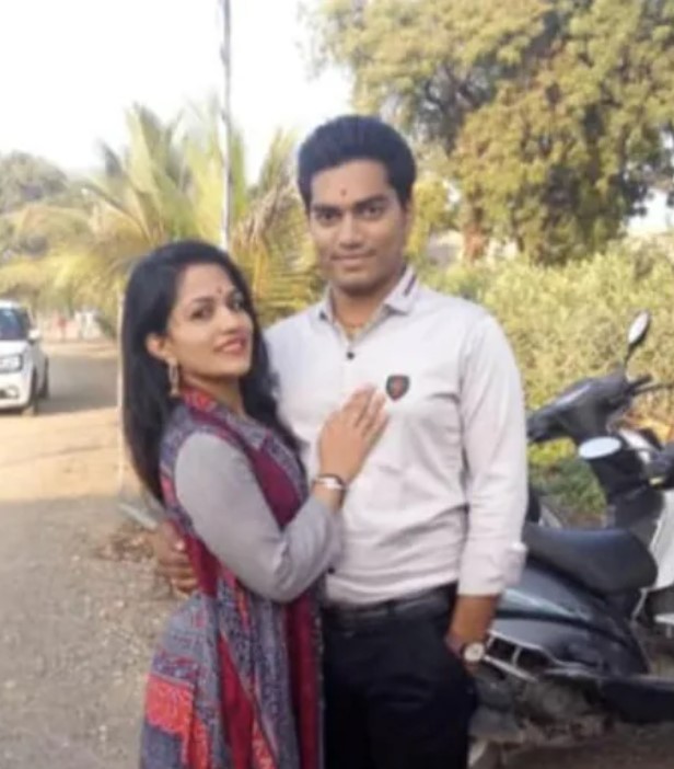 सूरत के व्यापारी ने अपनी 2 माह की बेटी को दिया खास तोहफा, नन्हीं परी के लिए  खरीदी चांद पर जमीन - NamanBharat