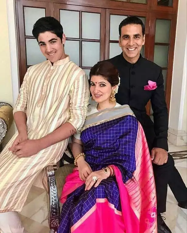 ट्विंकल खन्ना ने बेटे आरव के जन्मदिन पर लिखा प्यारा नोट, परवरिश को लेकर कही  ये बात - NamanBharat