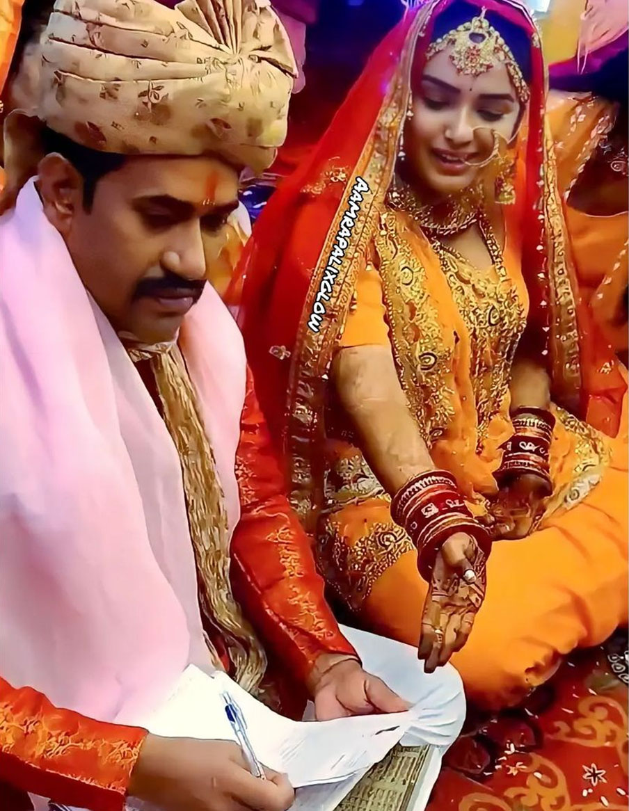 निरहुआ और आम्रपाली दुबे ने गुपचुप रचाई शादी! मंडप से वीडियो वायरल -  NamanBharat